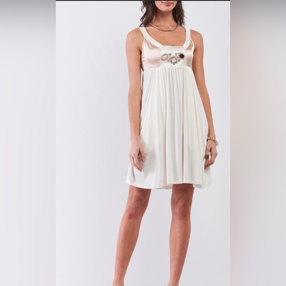 Ladies Cream & Champagne Satin dress - Picture 1 of 3